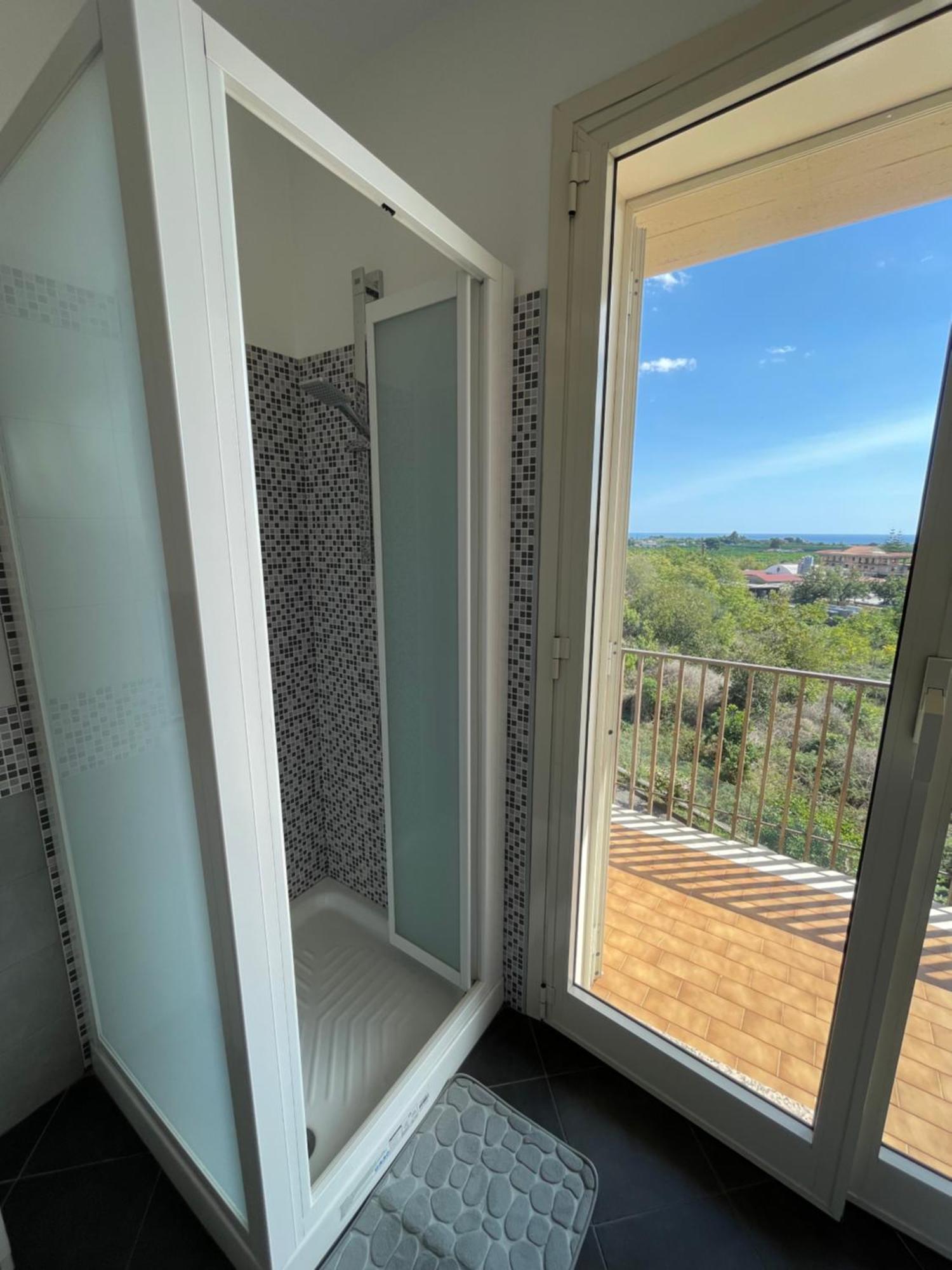 Elysium Etna Rooftop Фьюмефреддо-ди-Сицилия Экстерьер фото